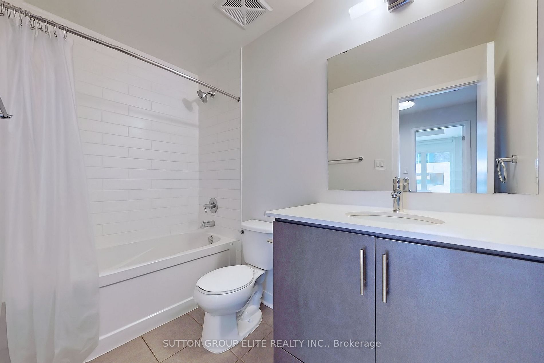 370 Square One Dr, #Th26