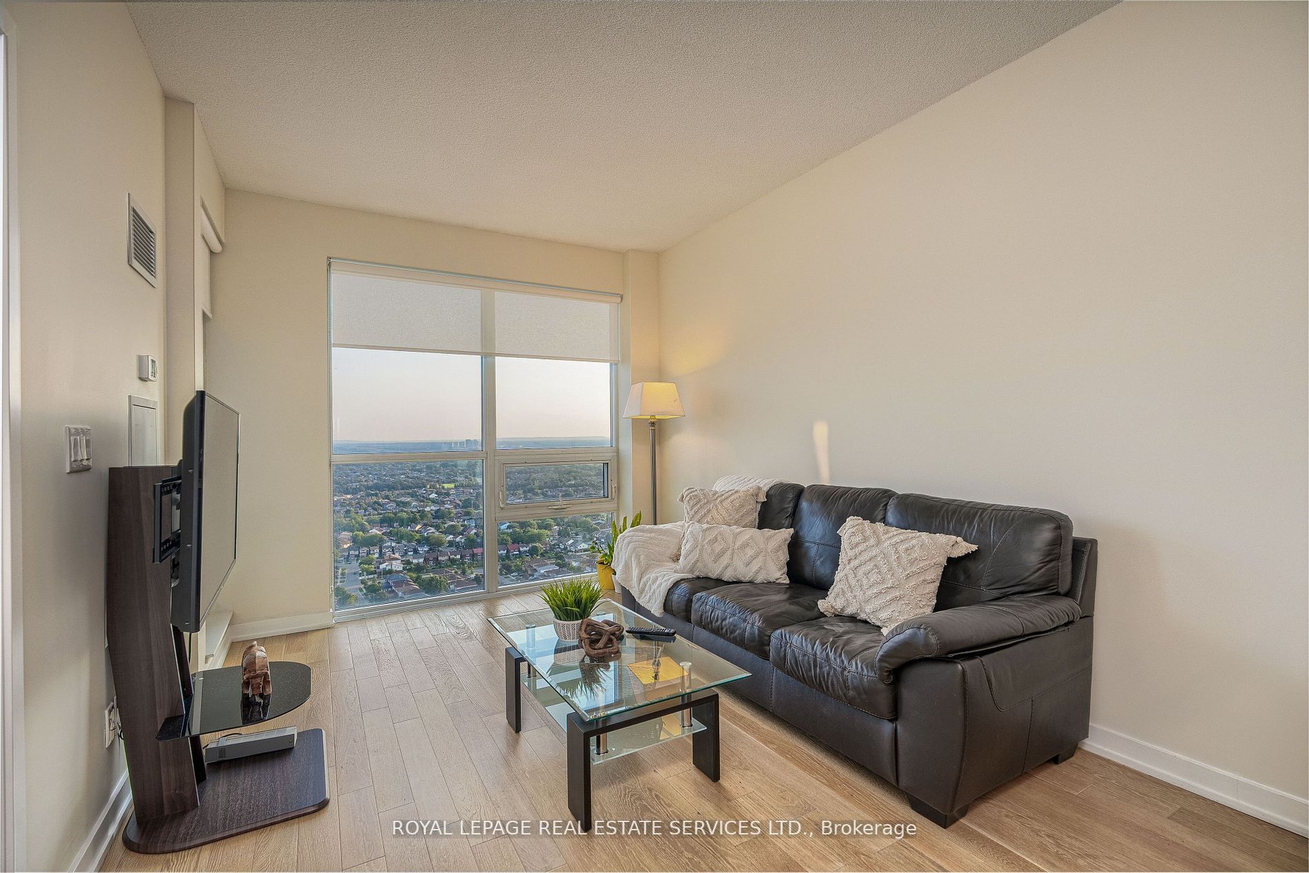 510 Curran Pl, #3303