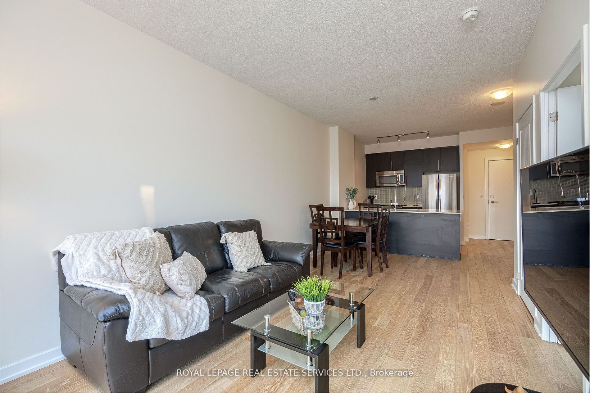 510 Curran Pl, #3303