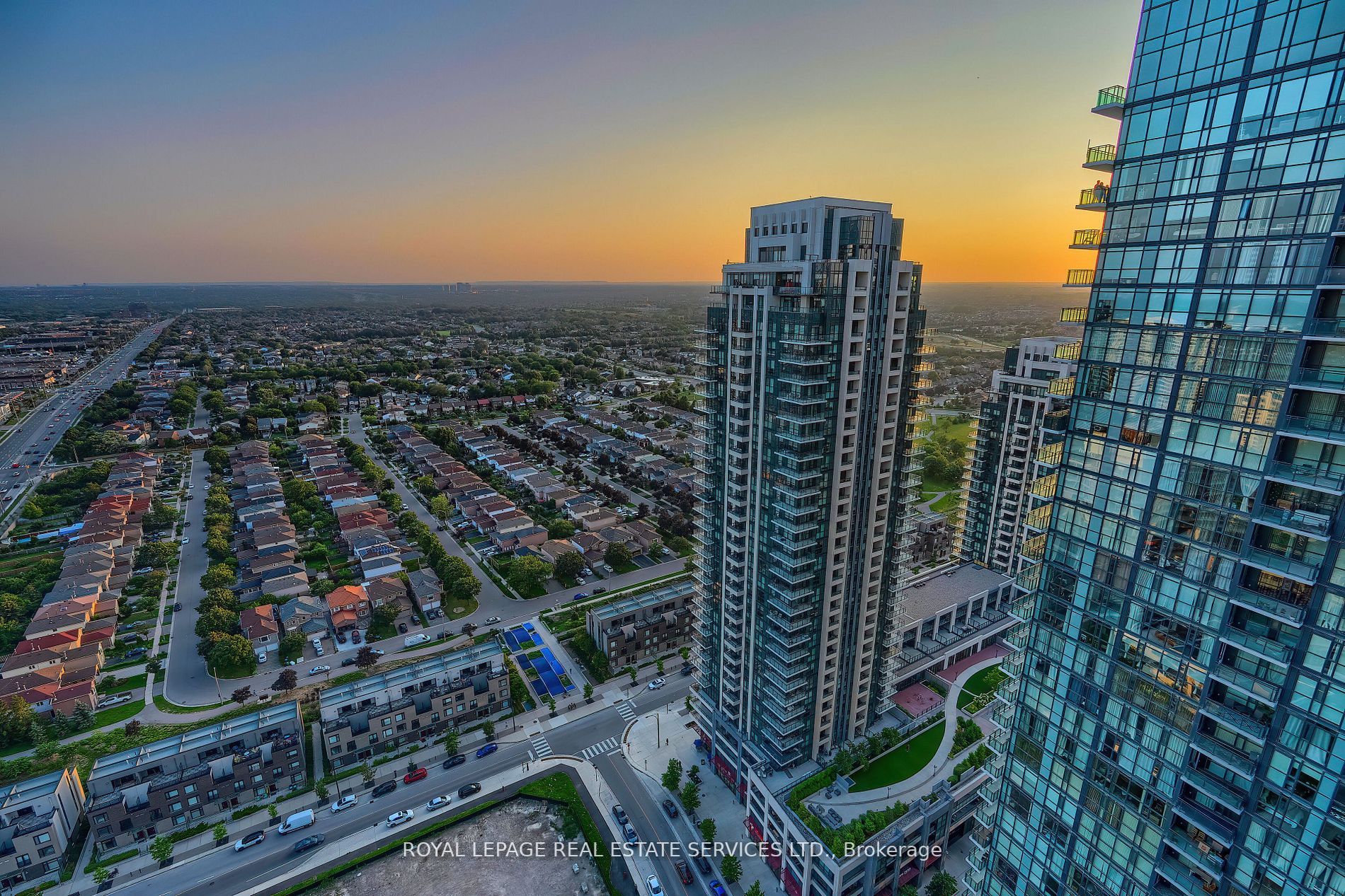 510 Curran Pl, #3303