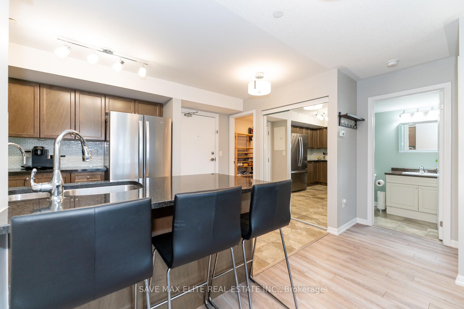 1045 Nadalin Hts, #307