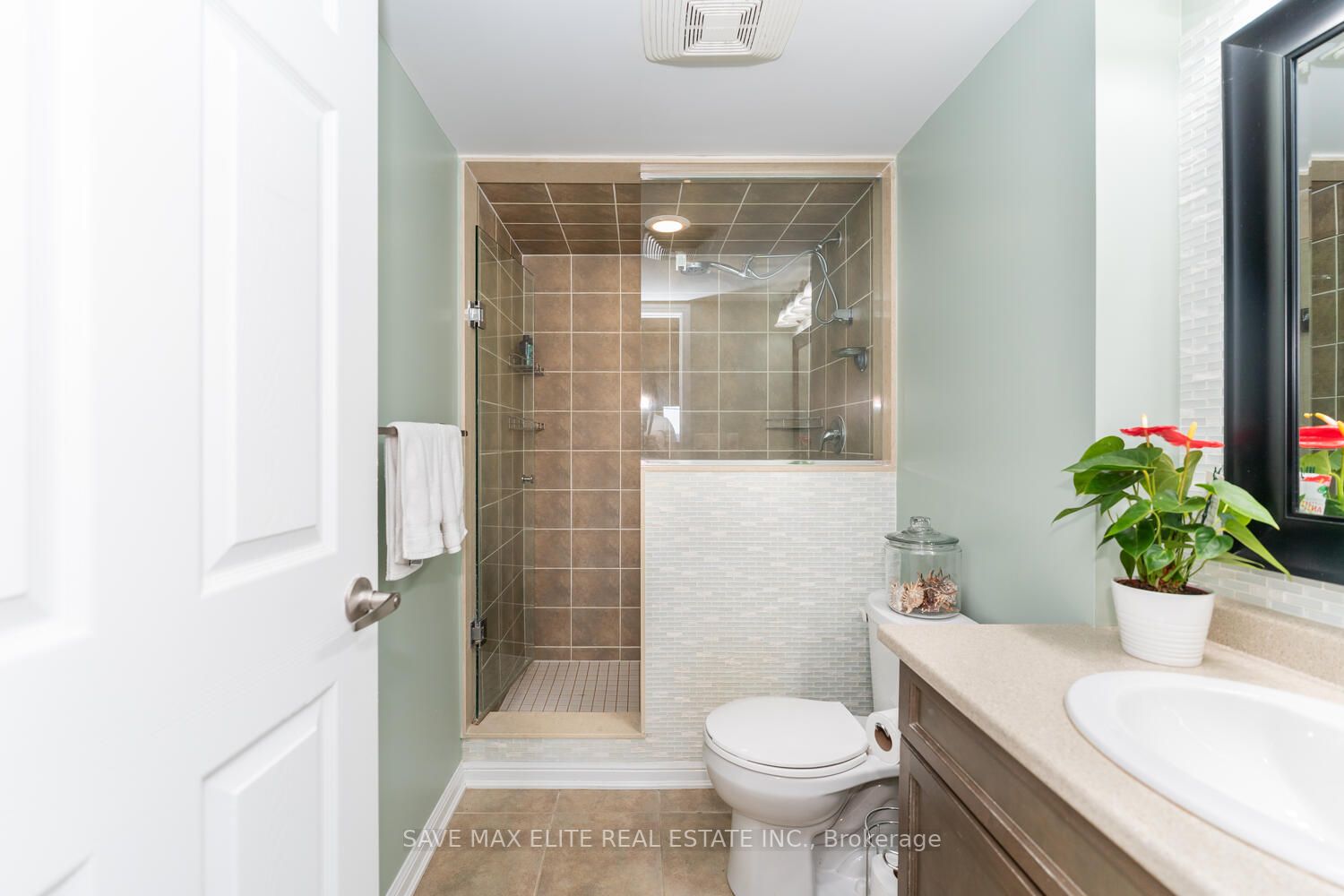 1045 Nadalin Hts, #307