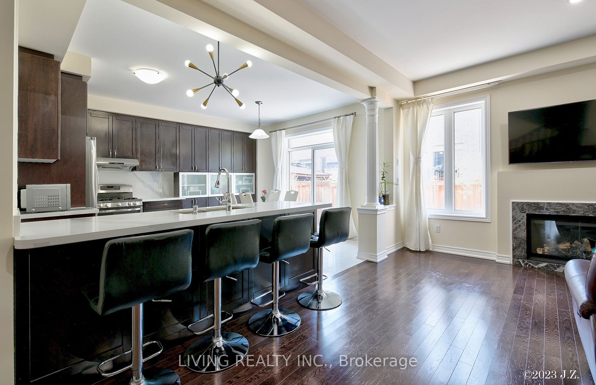 366 Cedar Hedge Rd