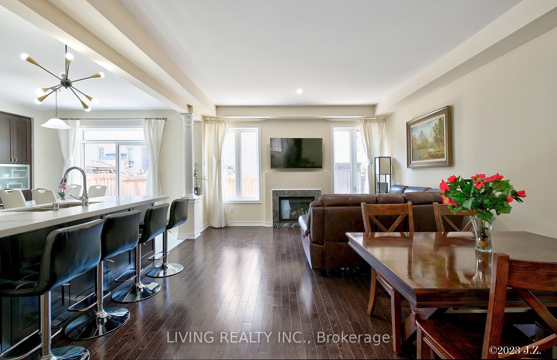 366 Cedar Hedge Rd