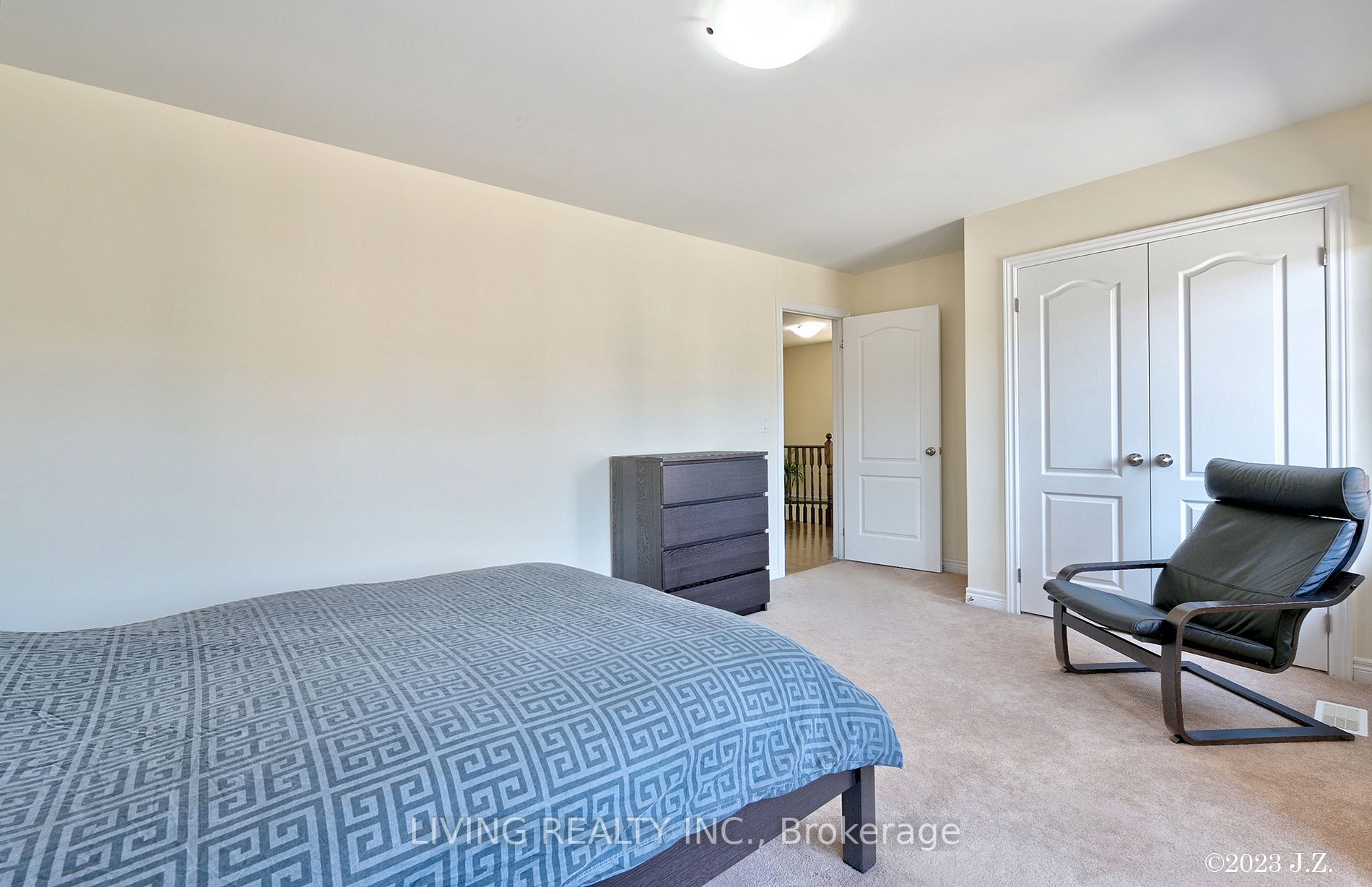 366 Cedar Hedge Rd