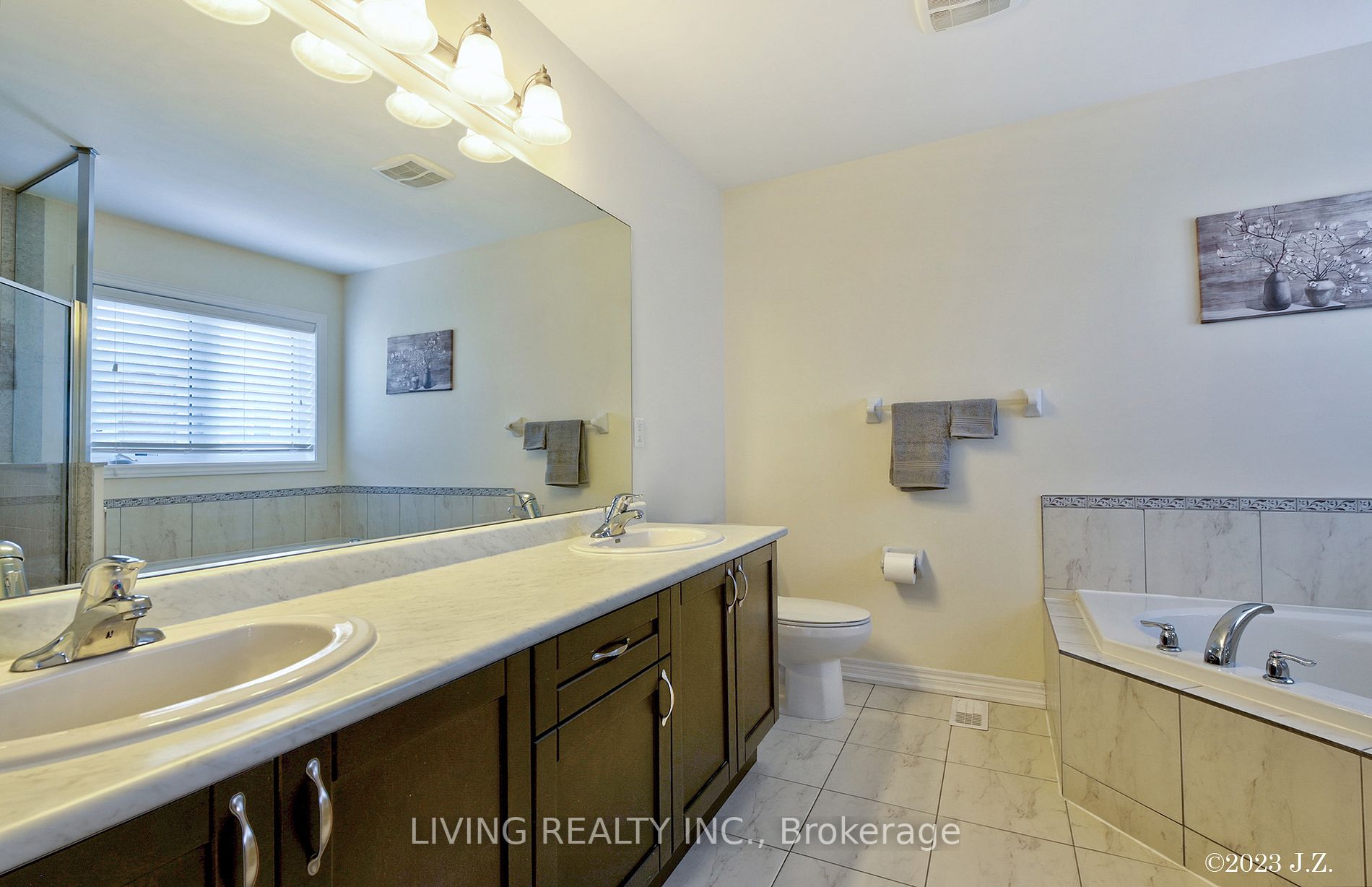 366 Cedar Hedge Rd