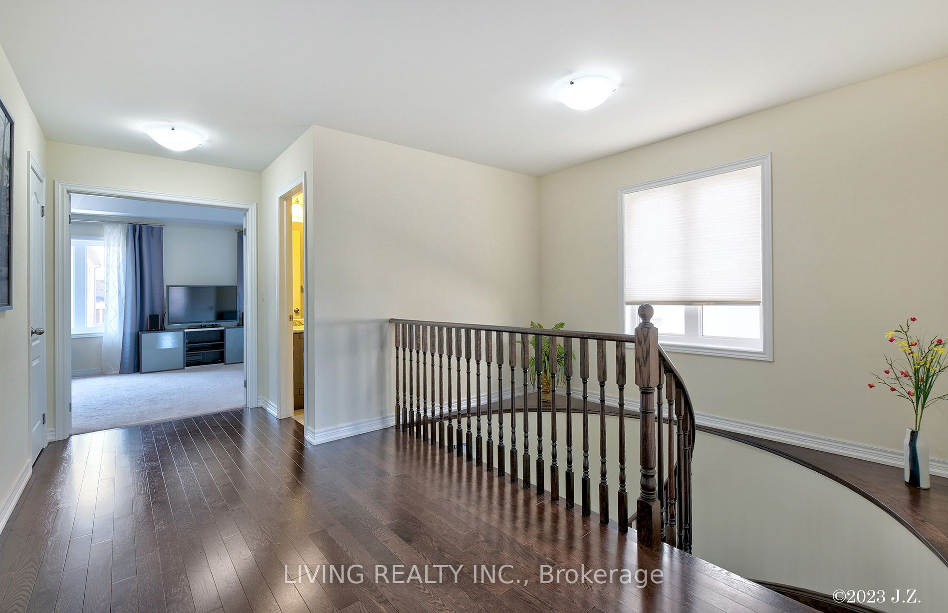 366 Cedar Hedge Rd