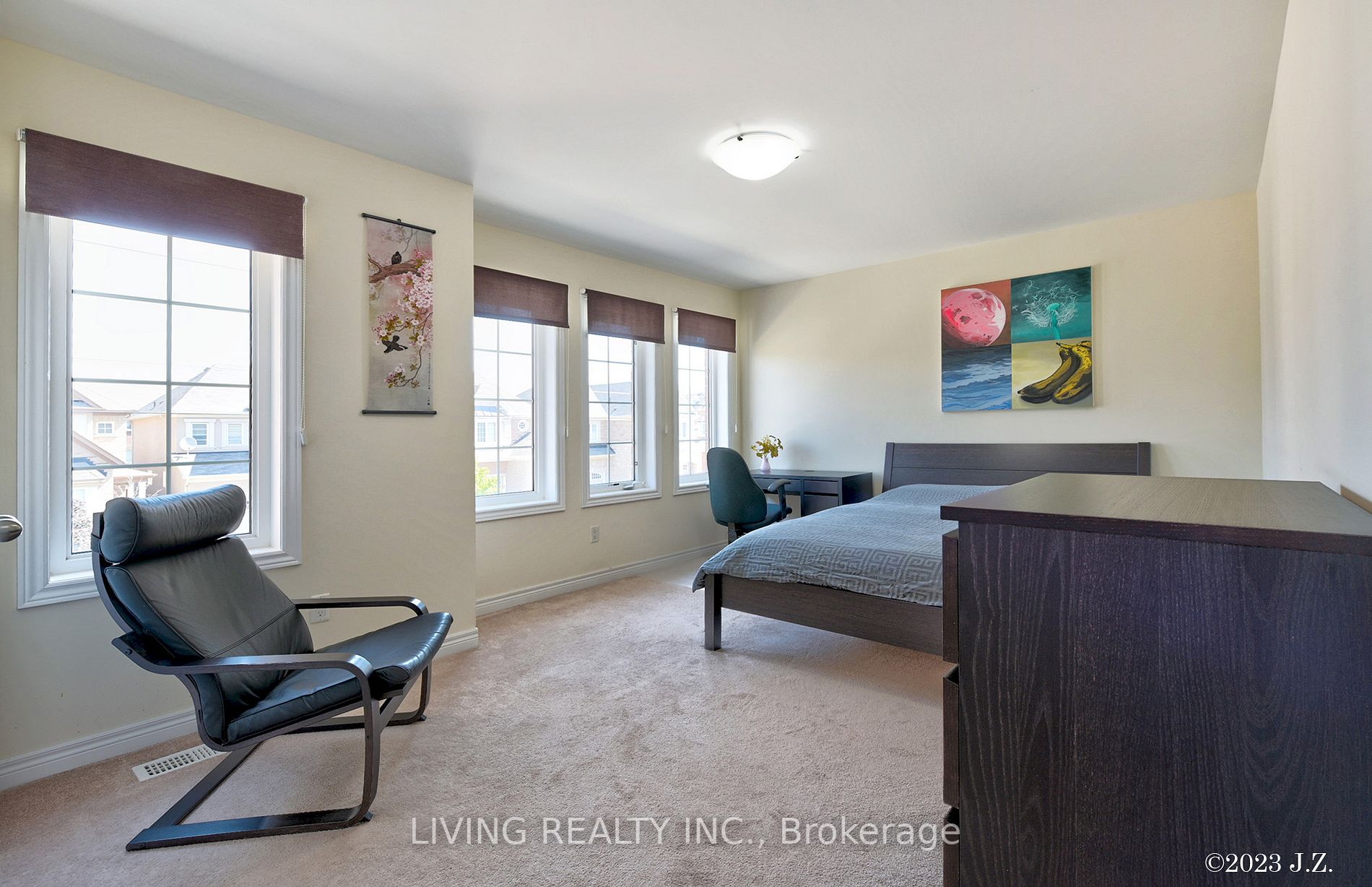 366 Cedar Hedge Rd