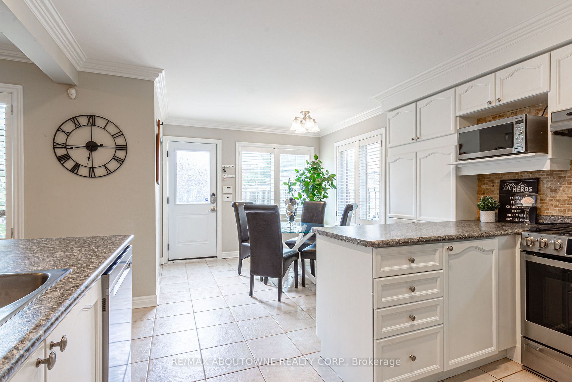 Listing W7008170 - Large Photo # 12