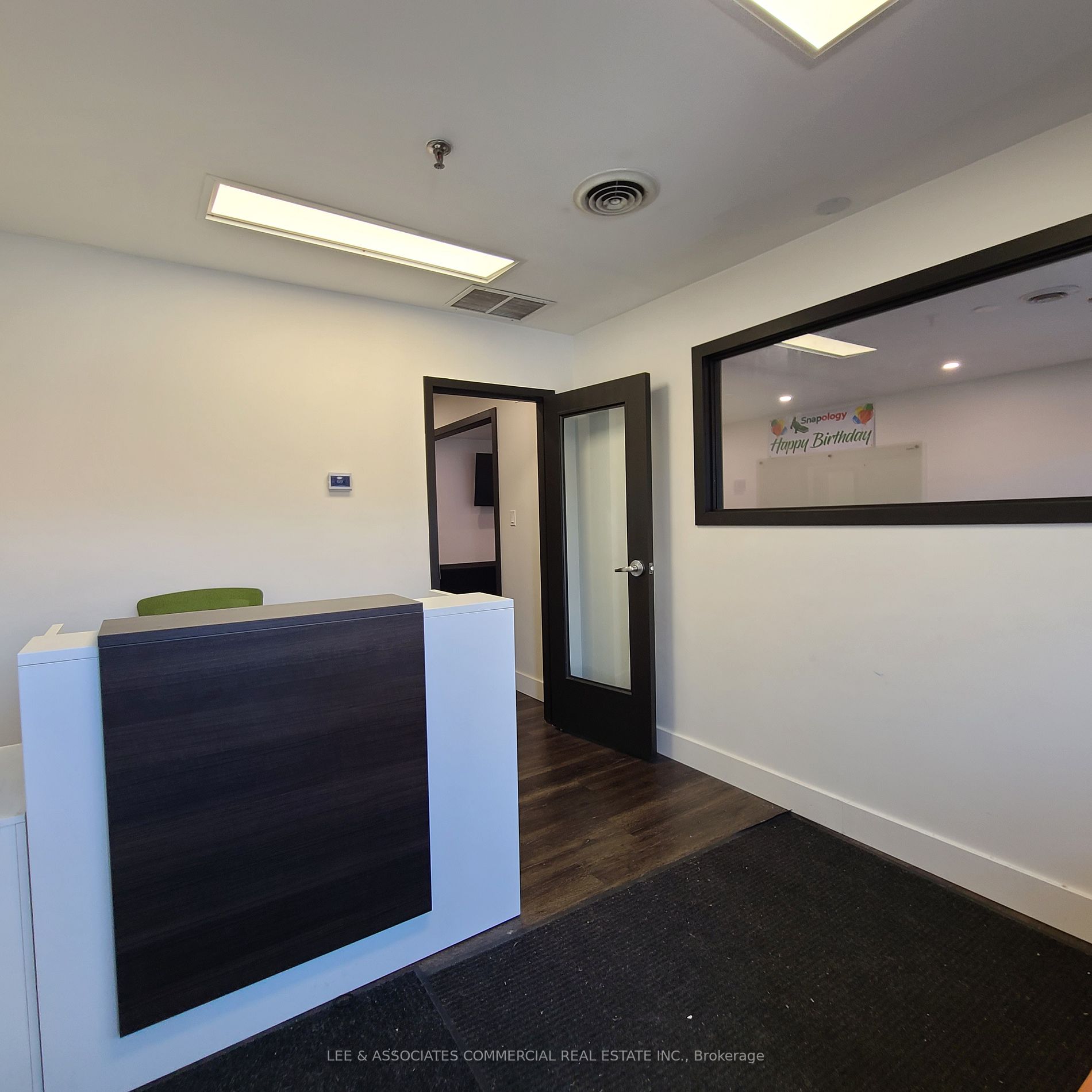 348 Bronte St S, #18