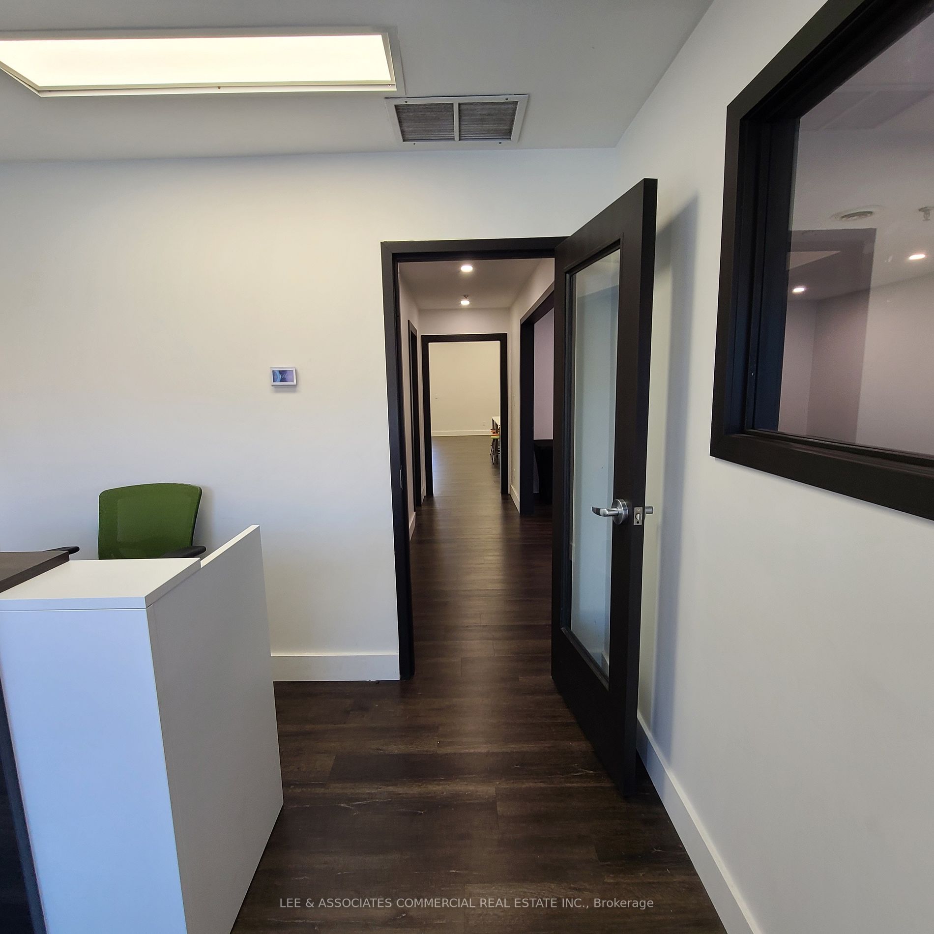 348 Bronte St S, #18