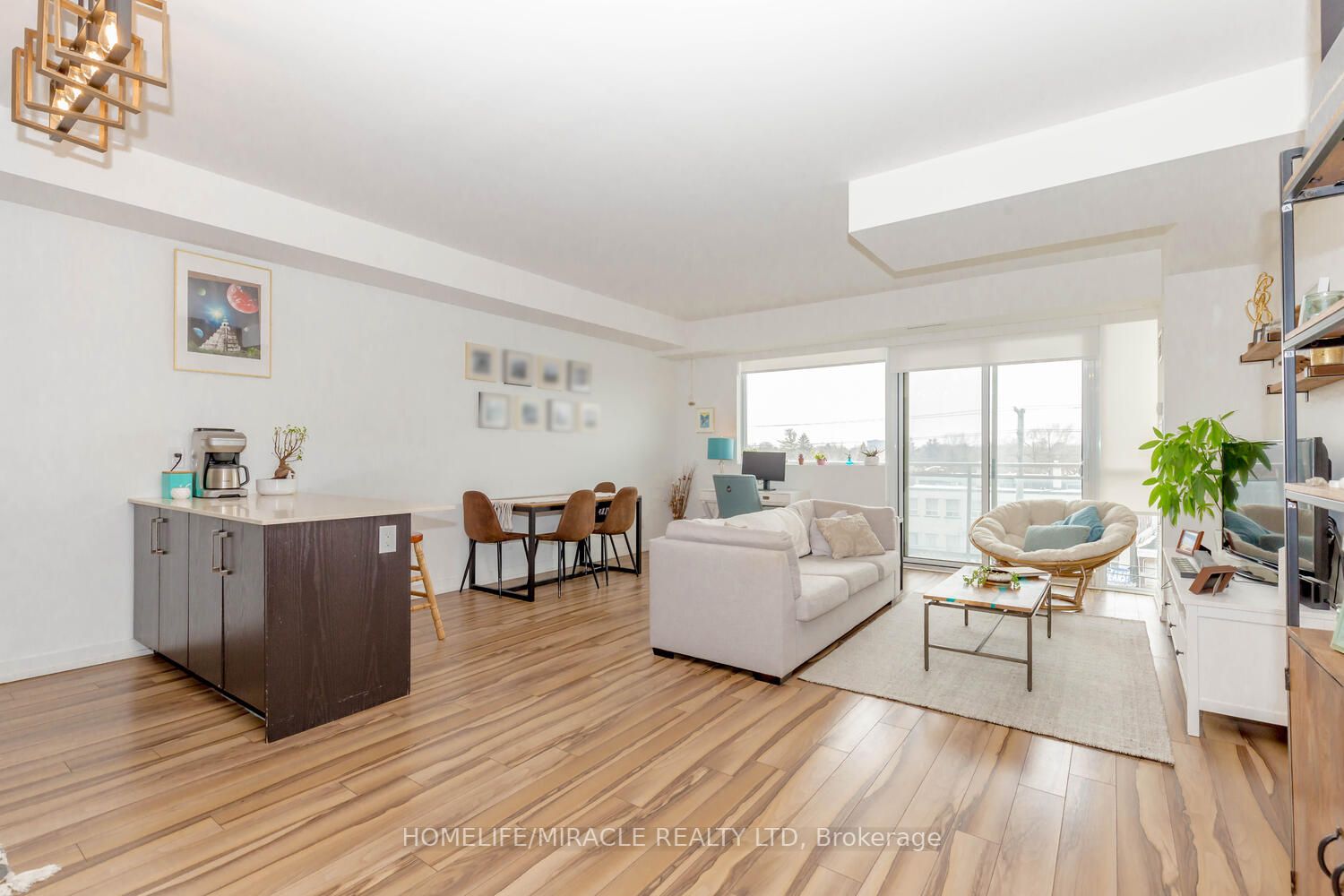 Listing W7008190 - Large Photo # 13