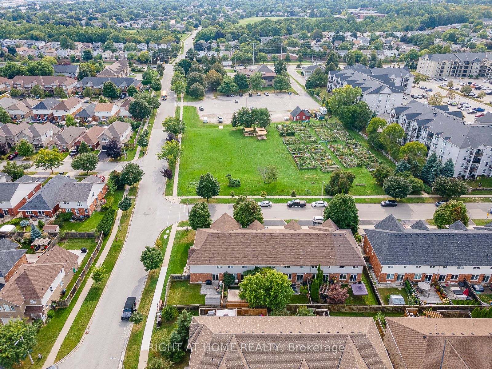 1351 Tobyn Dr