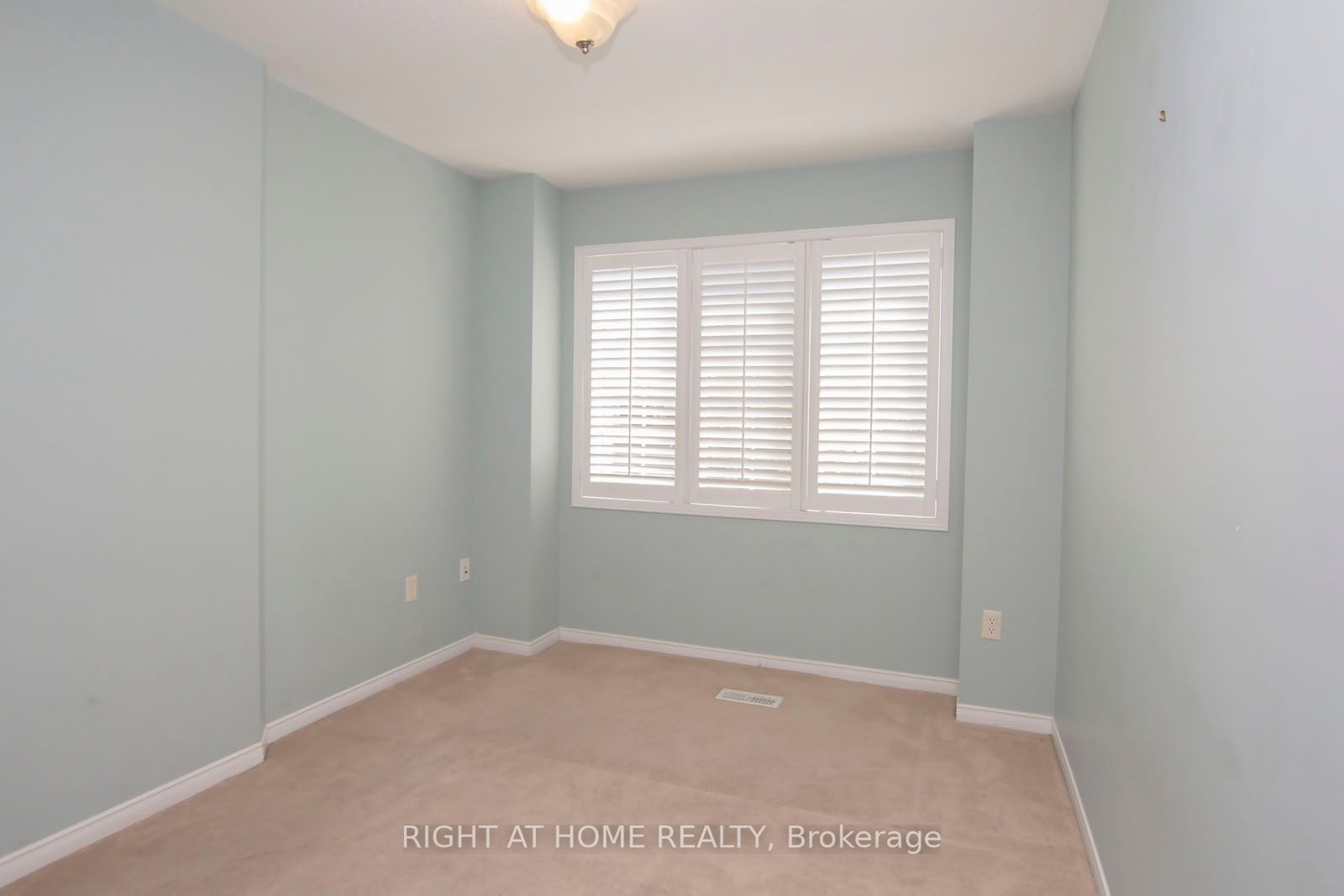 4829 Verdi St