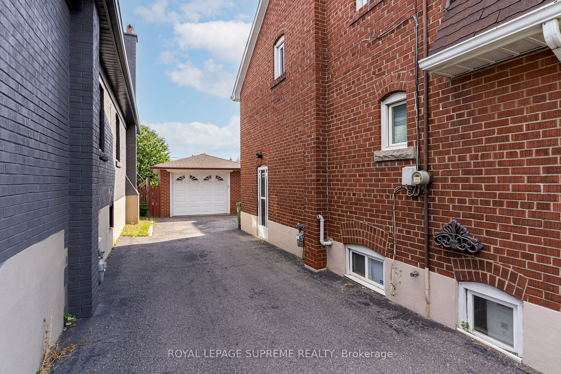 339 Ranee Avenue
