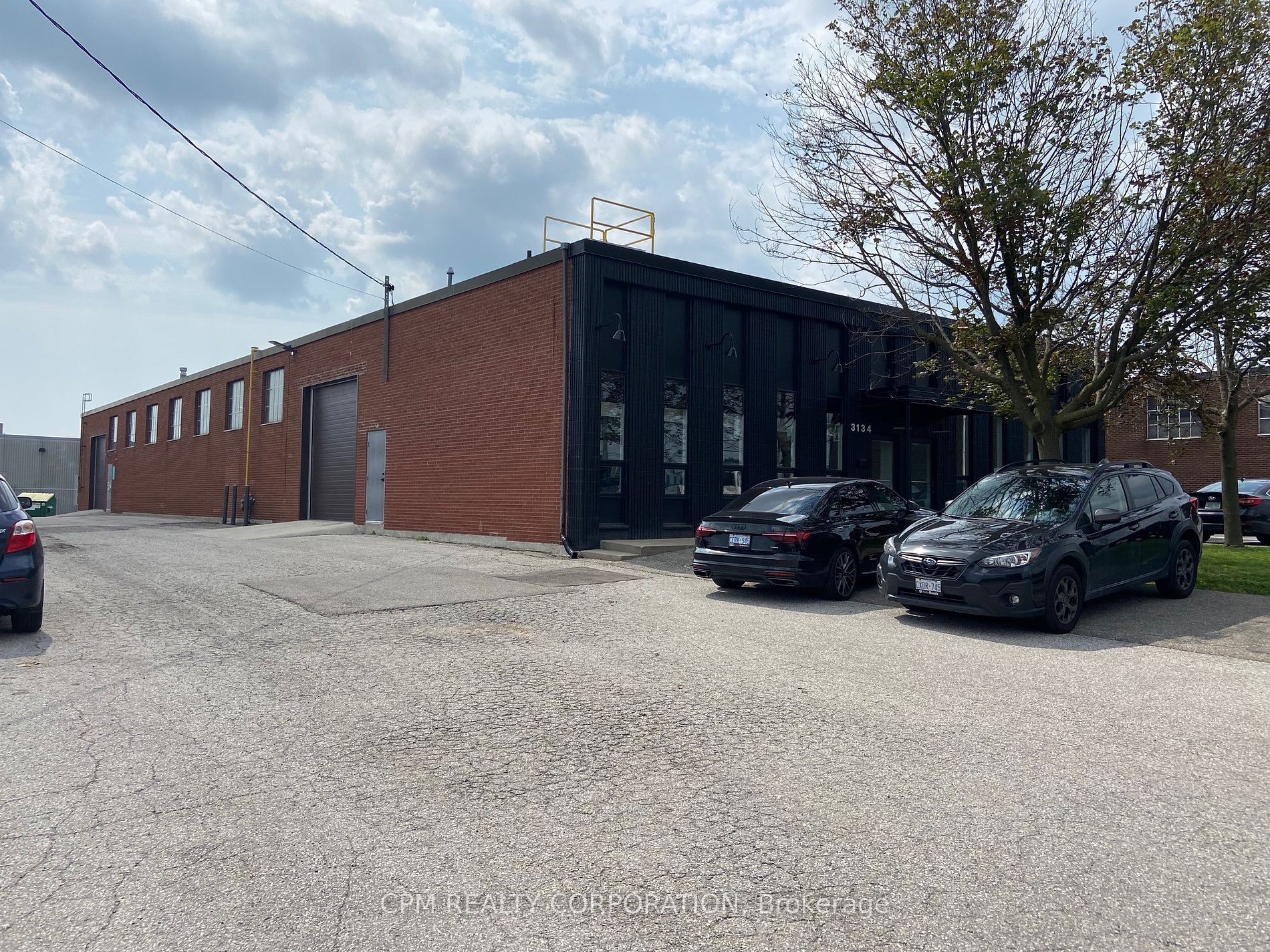 3134 Universal Dr