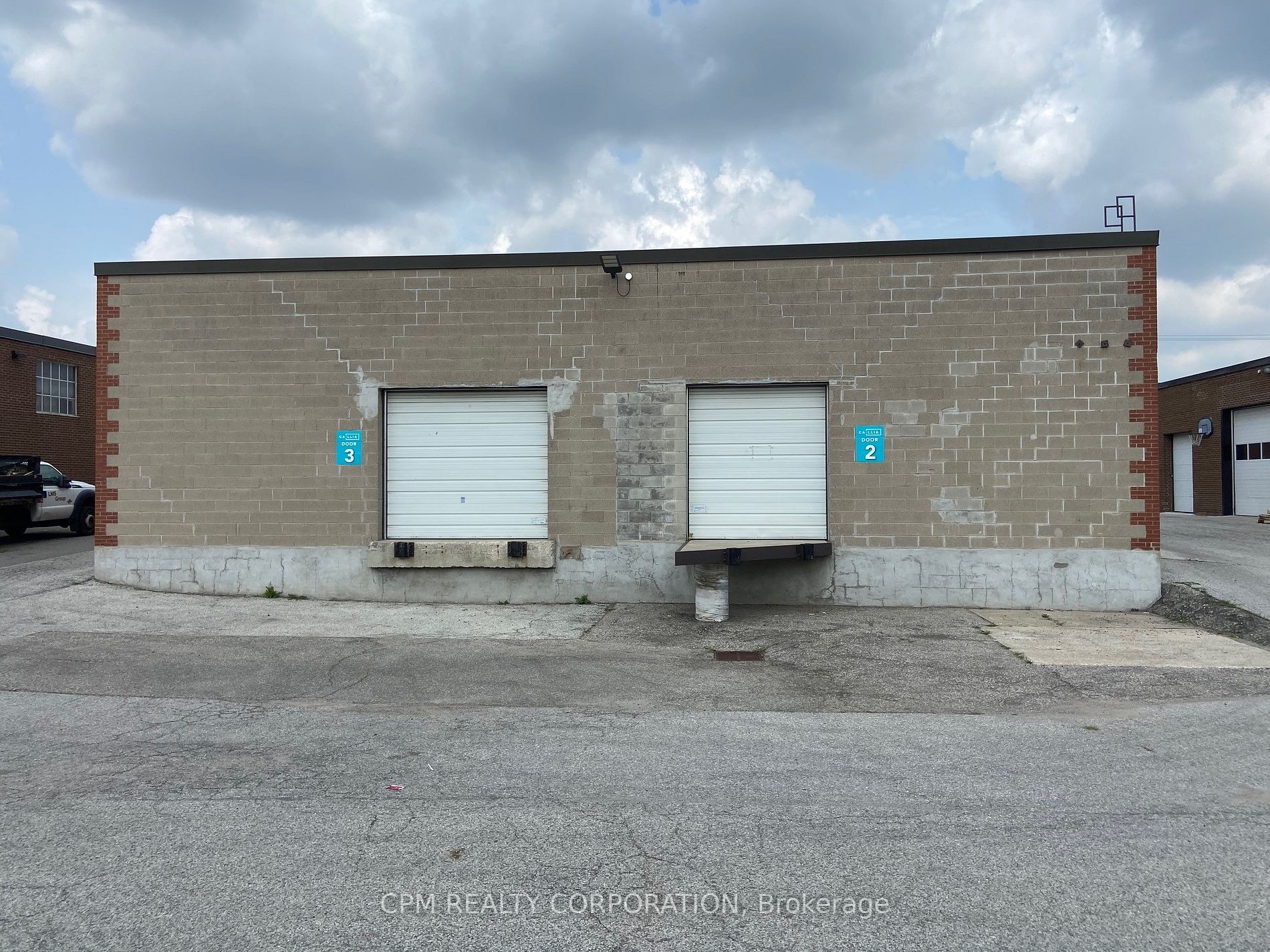 3134 Universal Dr