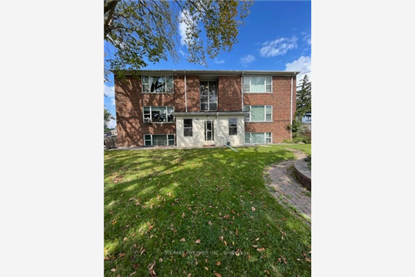 52 Cuffley Cres N, Toronto