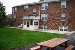 52 Cuffley Cres N, #6 Apts.
