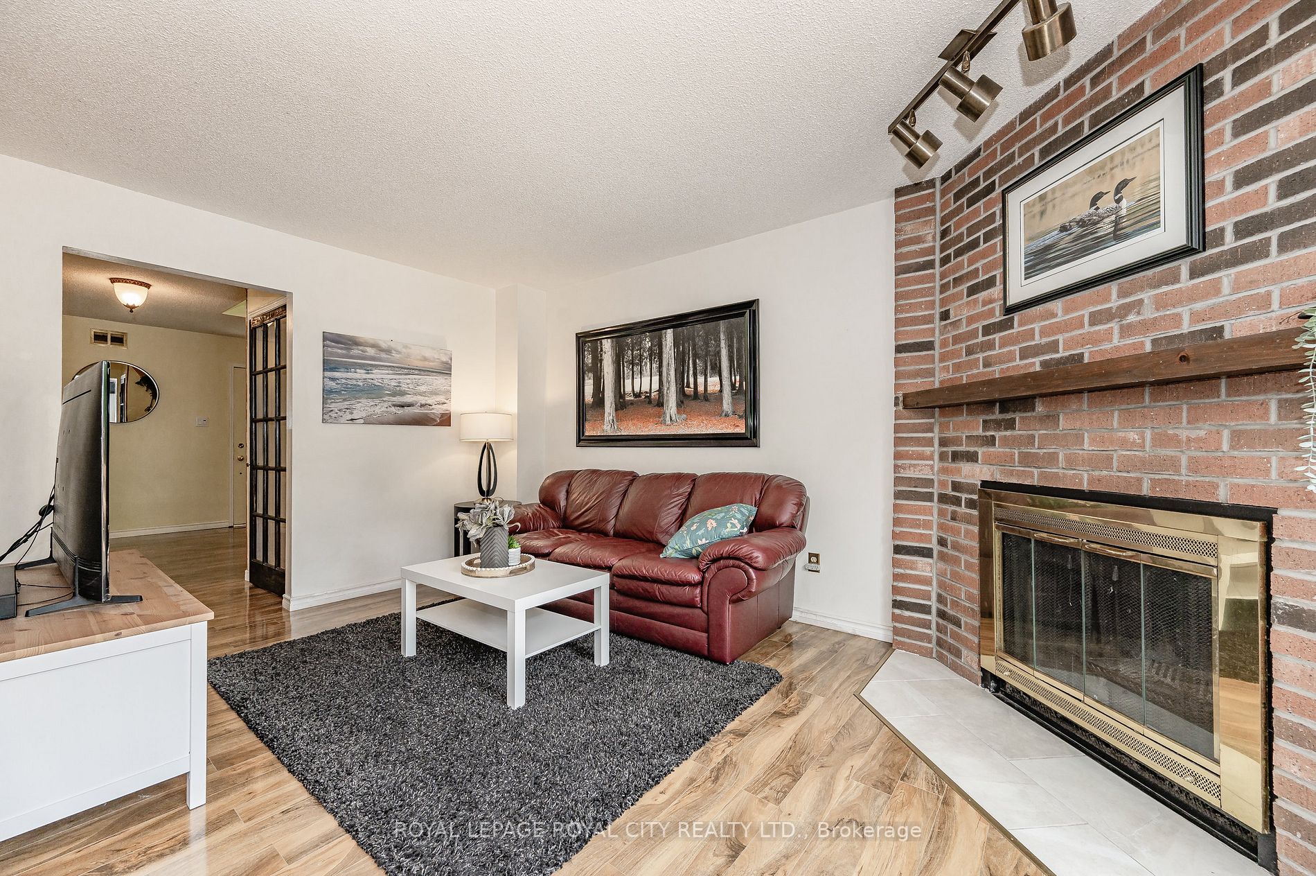 3017 Plum Tree Crt