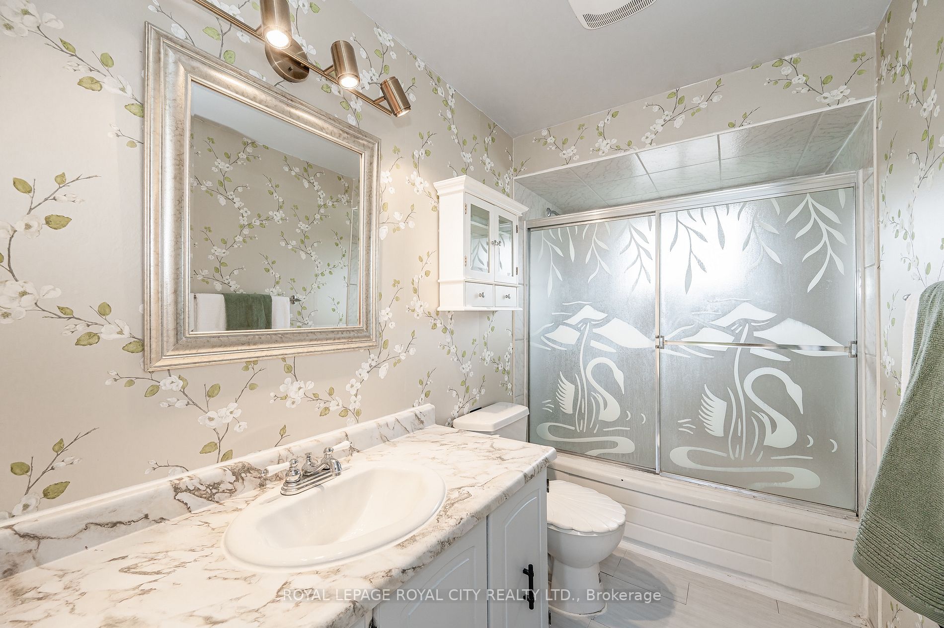 3017 Plum Tree Crt