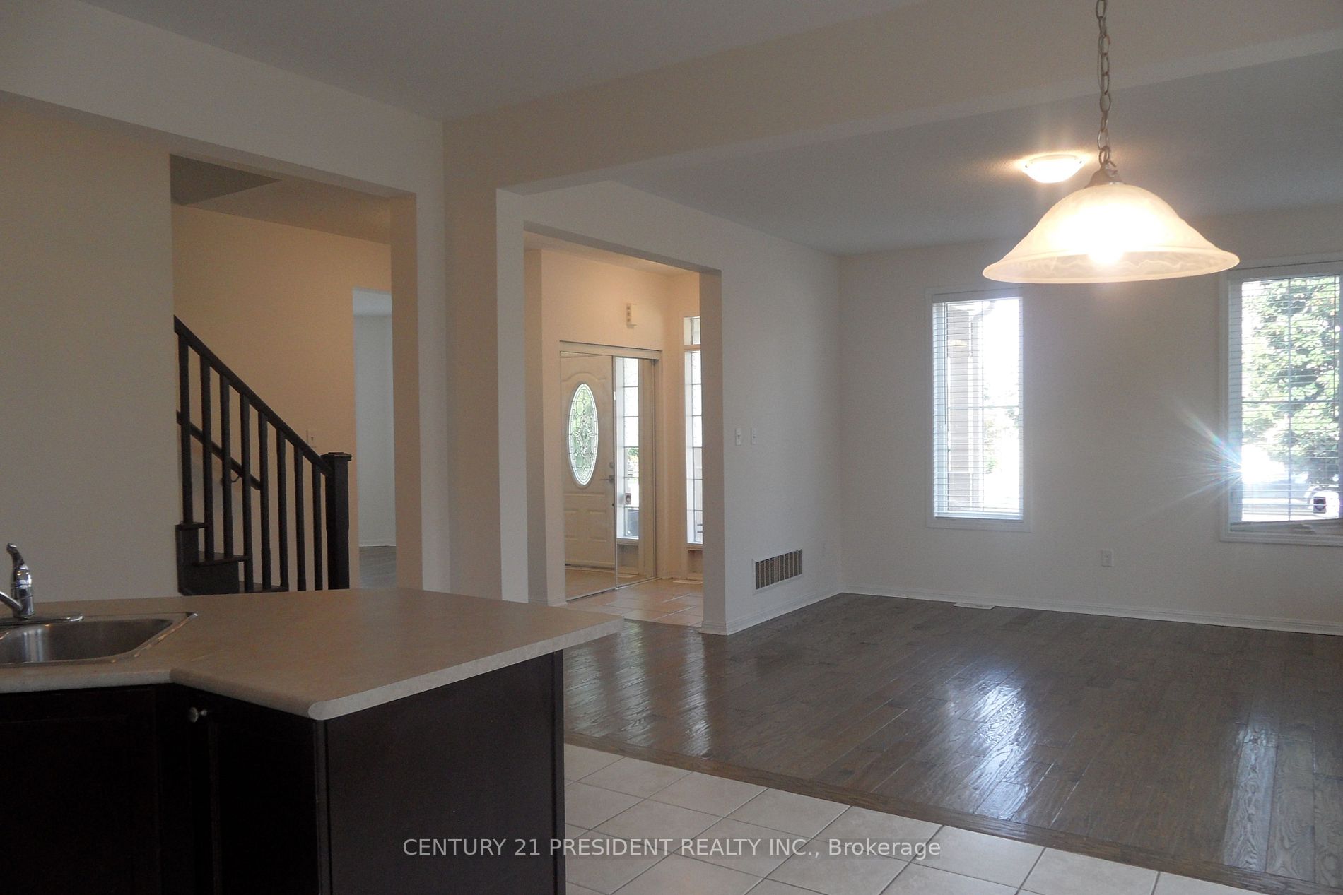 444 Dymott Ave