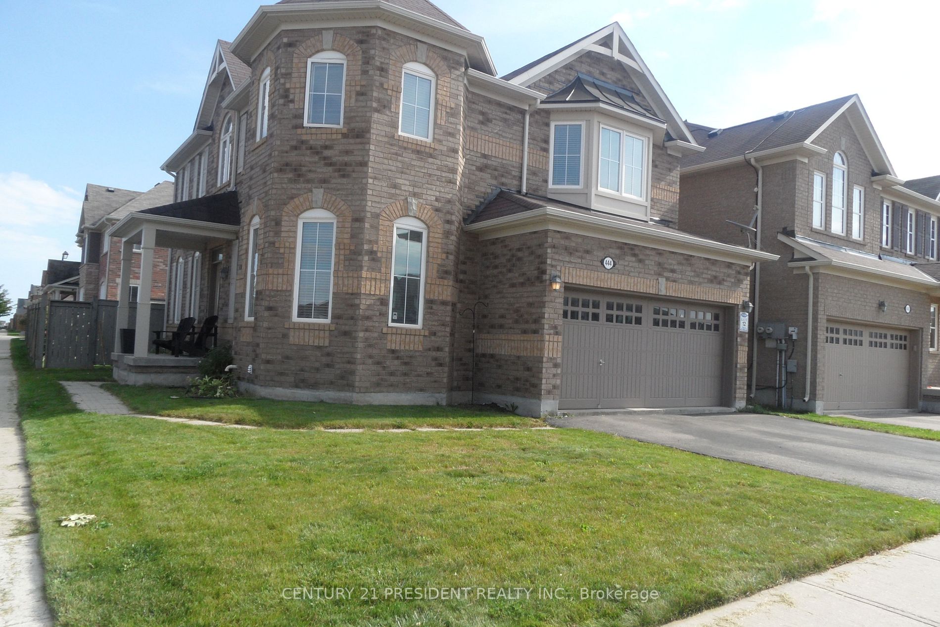 444 Dymott Ave