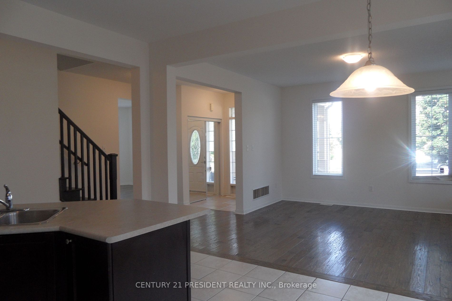 444 Dymott Ave