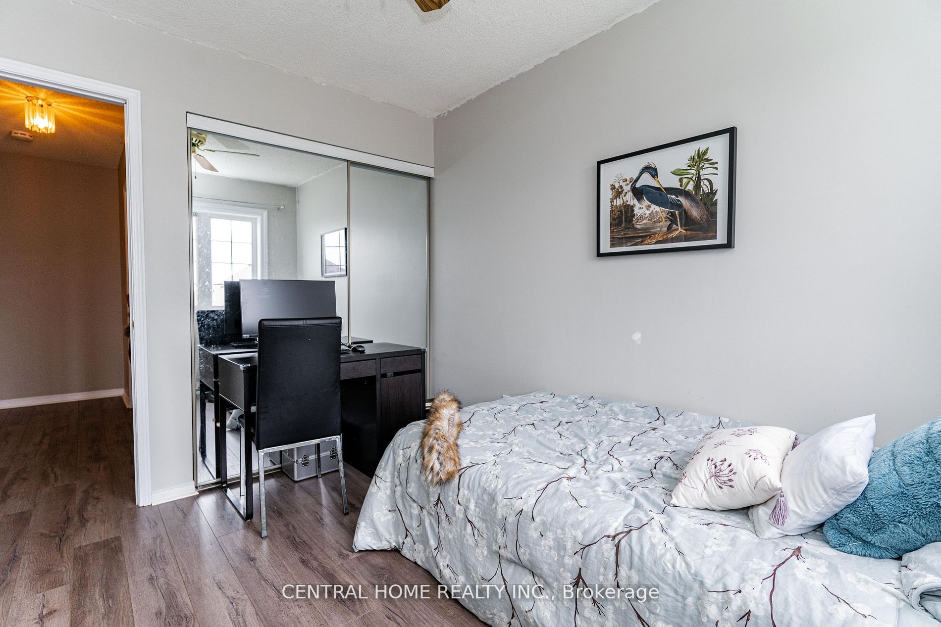 6950 Tenth Line W, #48