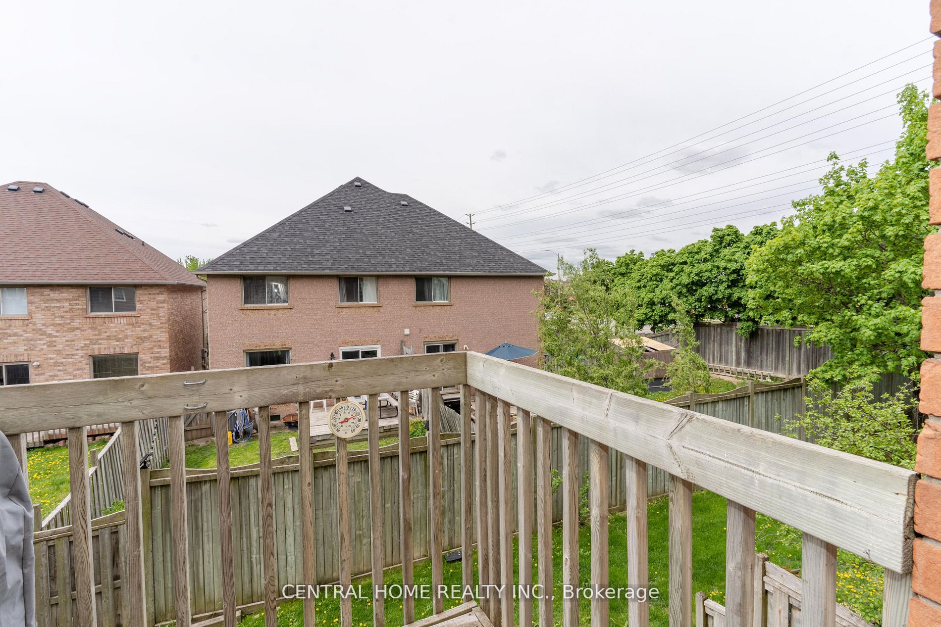 6950 Tenth Line W, #48