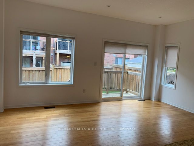 60 First St, #27