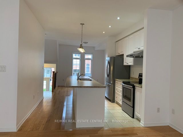 60 First St, #27