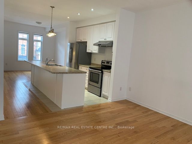 60 First St, #27