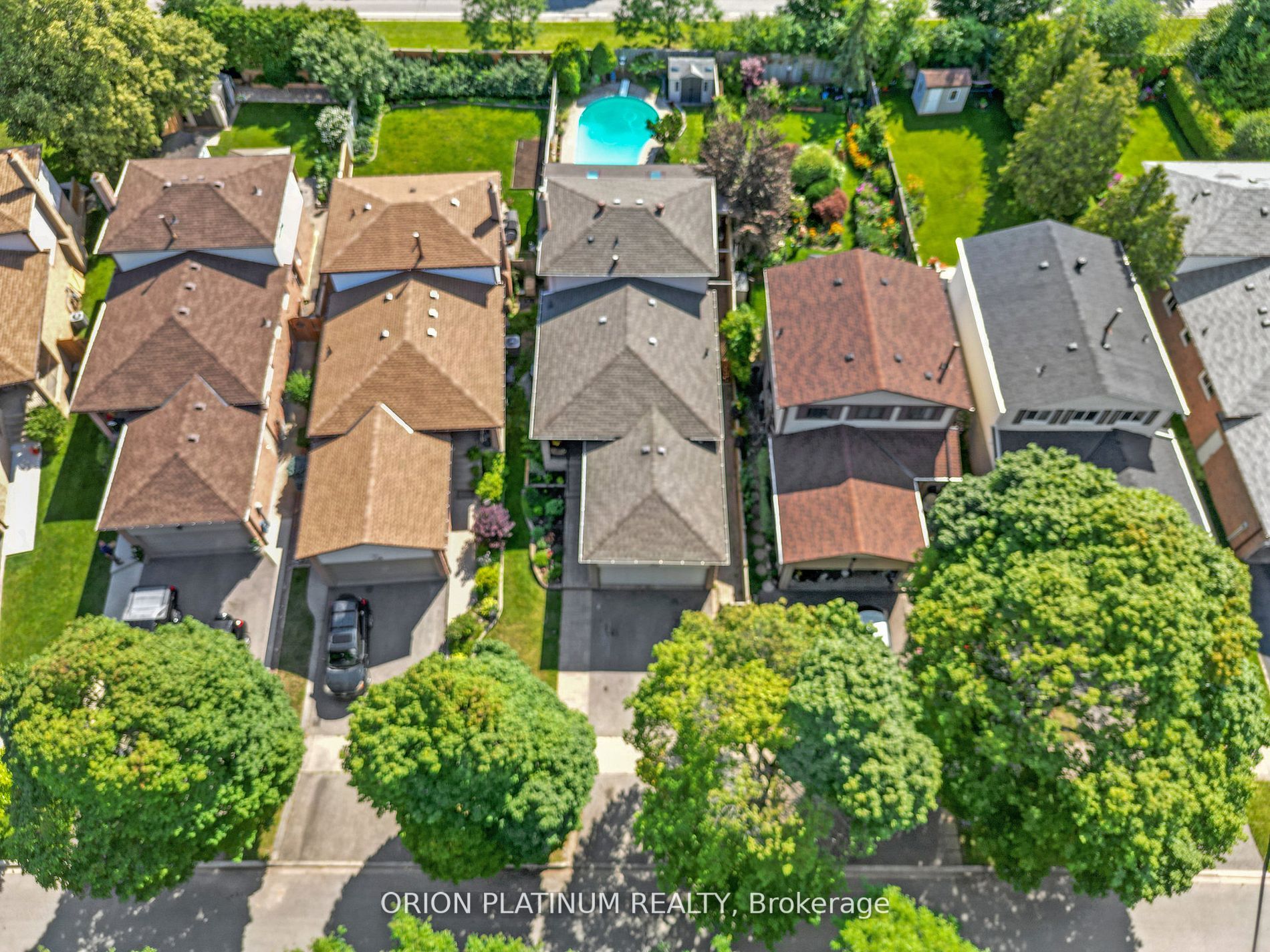 1448 Jefferson Cres