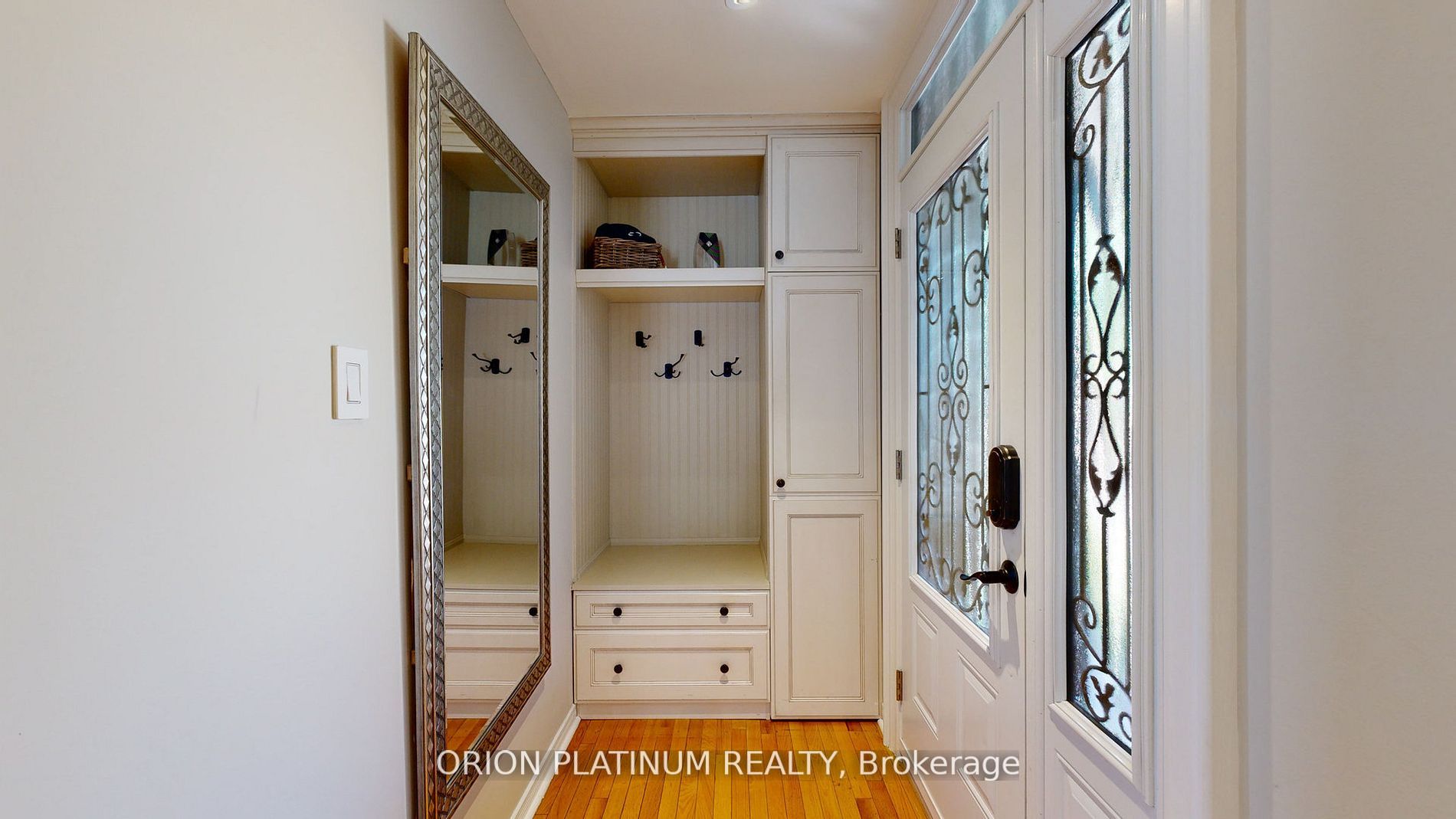 1448 Jefferson Crescent