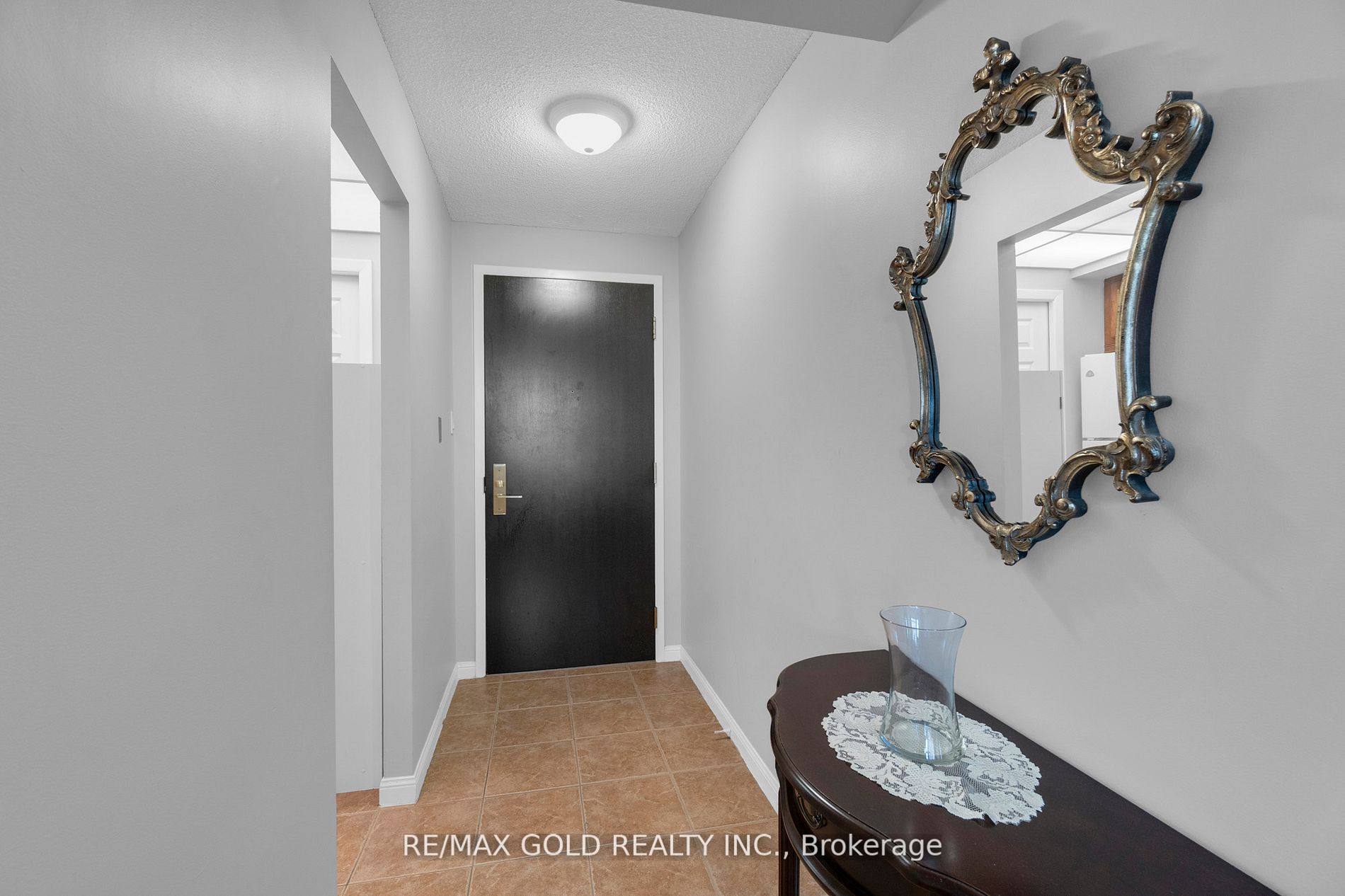 55 Kingsbridge Garden Circle, #613