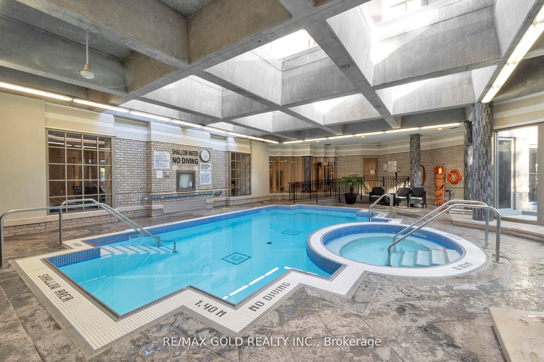 55 Kingsbridge Garden Circle, #613