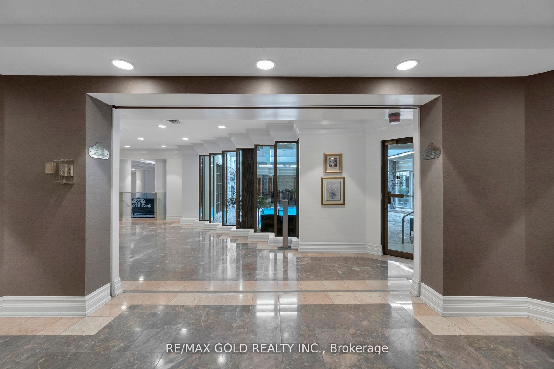 55 Kingsbridge Garden Circle, #613