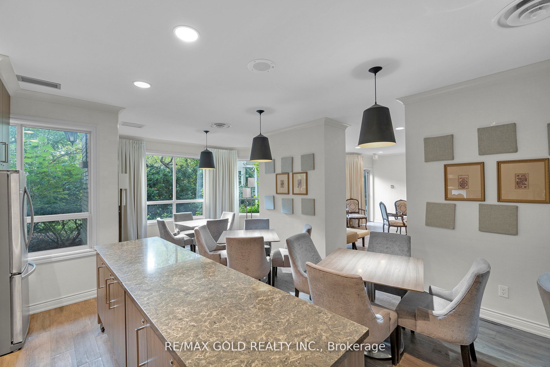 55 Kingsbridge Garden Circle, #613