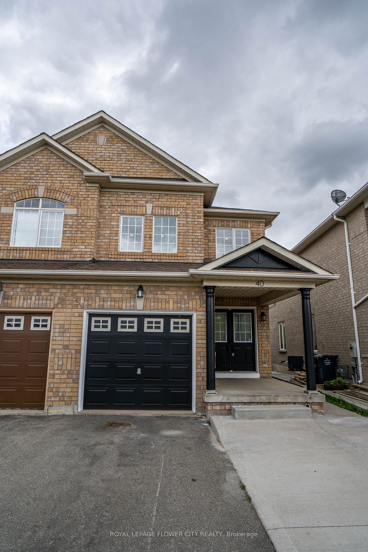 40 Dewridge Crt