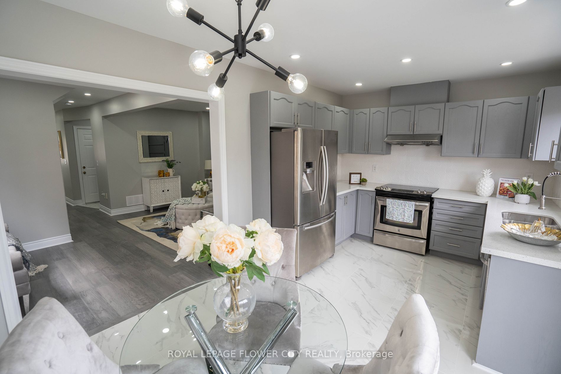 40 Dewridge Court