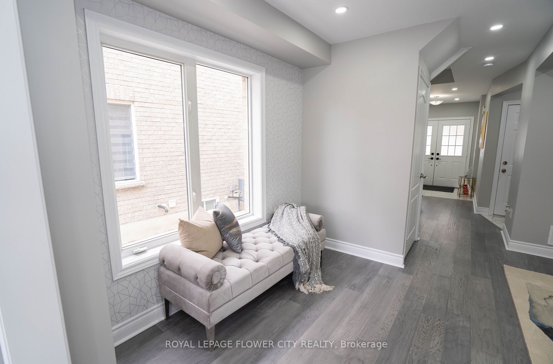 40 Dewridge Court