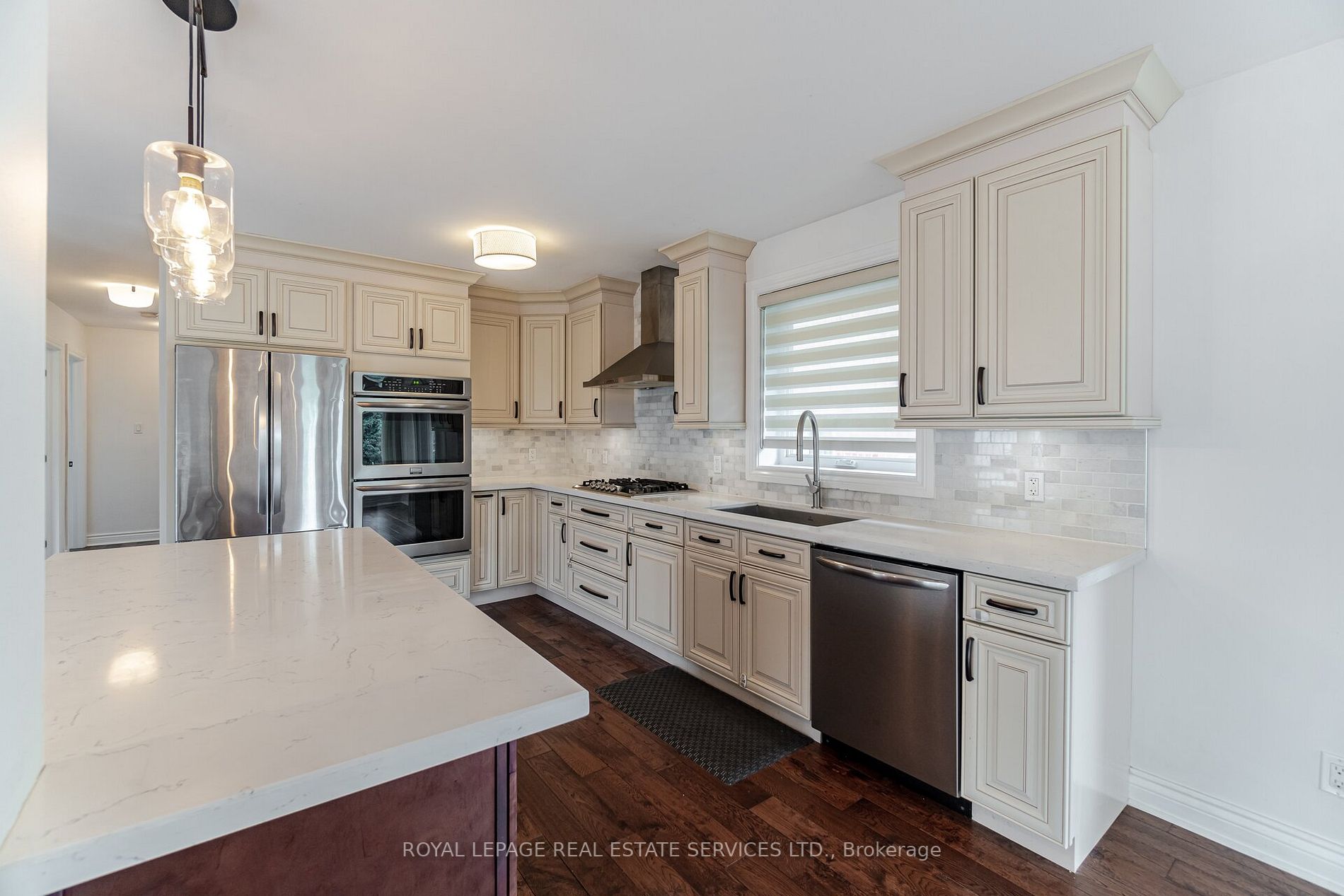 12 River Valley Crescent