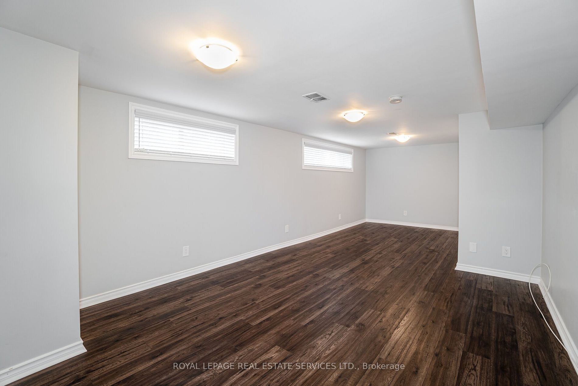 12 River Valley Crescent