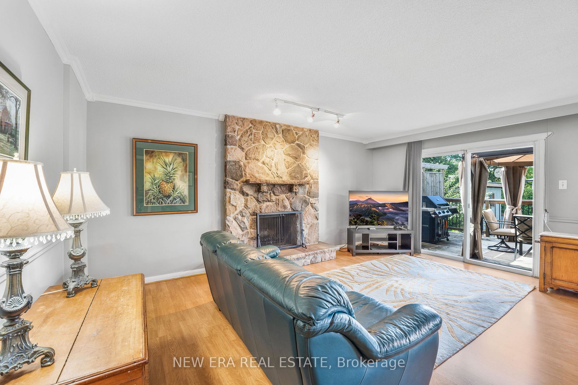 822 Catcay Court