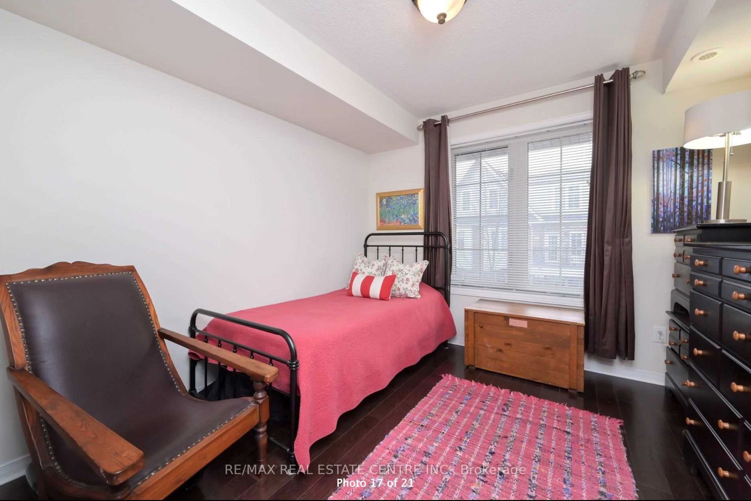 5 ARMSTRONG Street, #27