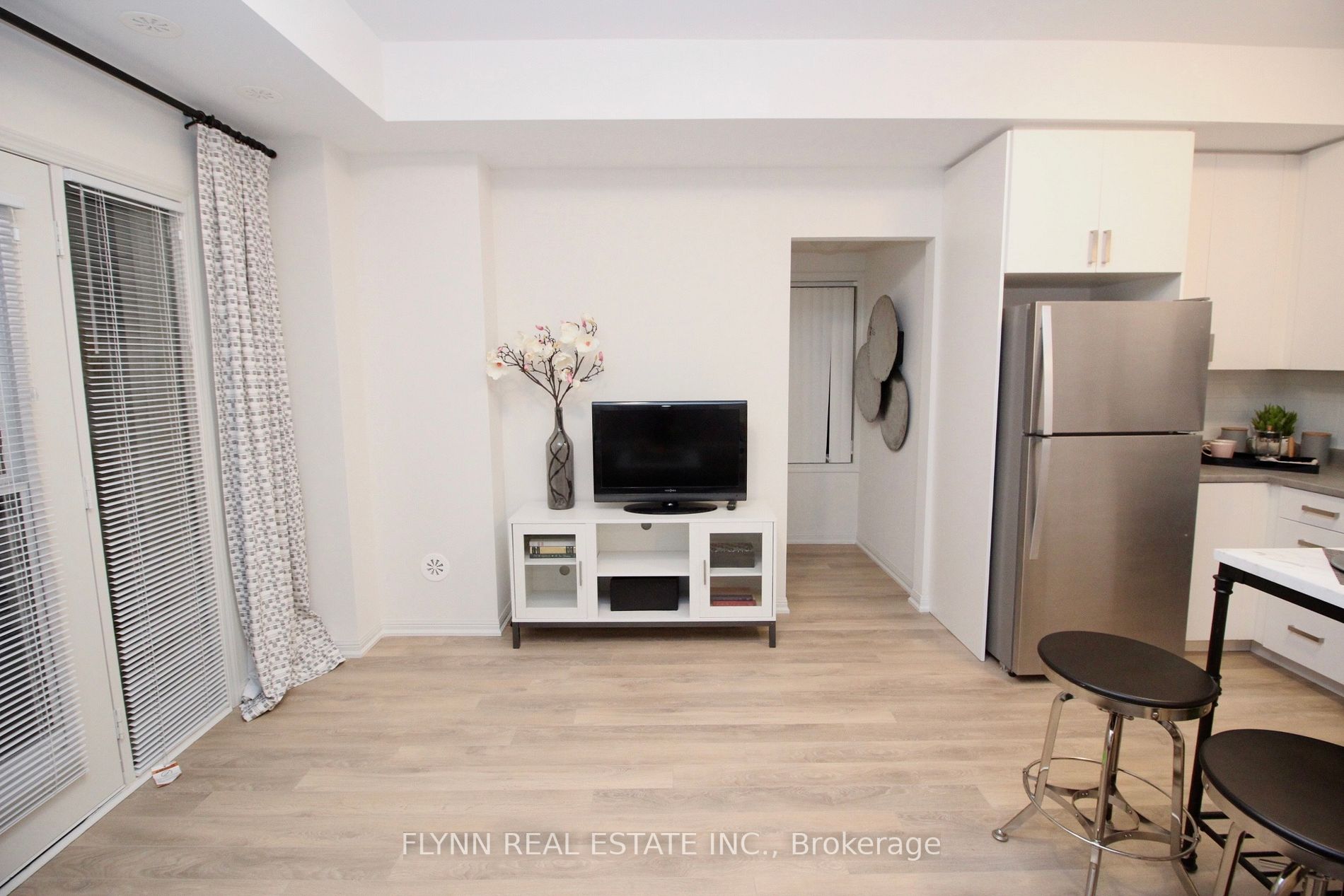 1 Beckenrose Court, #23