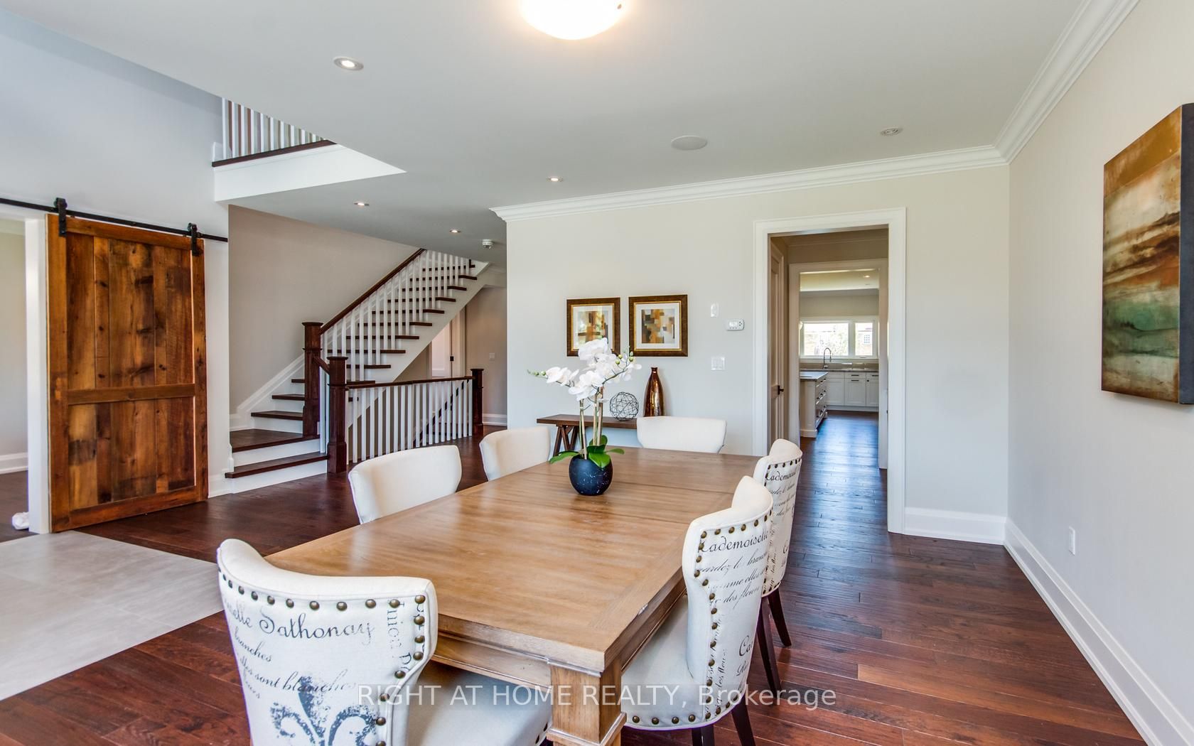 247 Woodale Ave