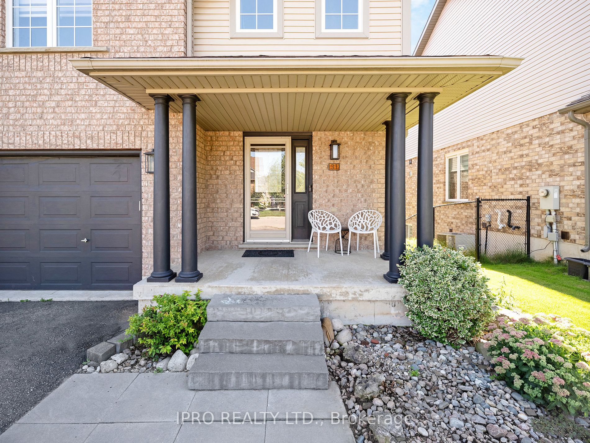 31 Costigan Crt