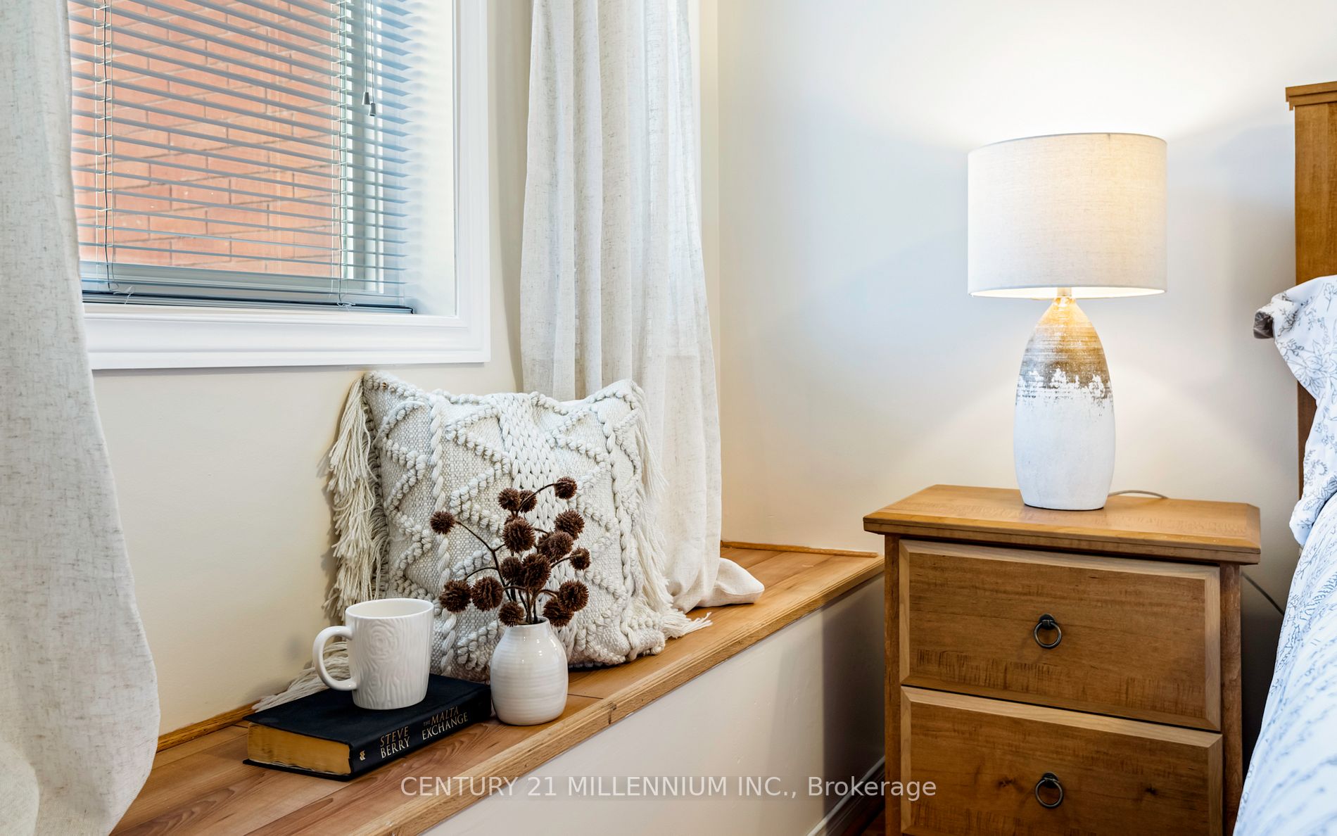 3938 Zenith Court